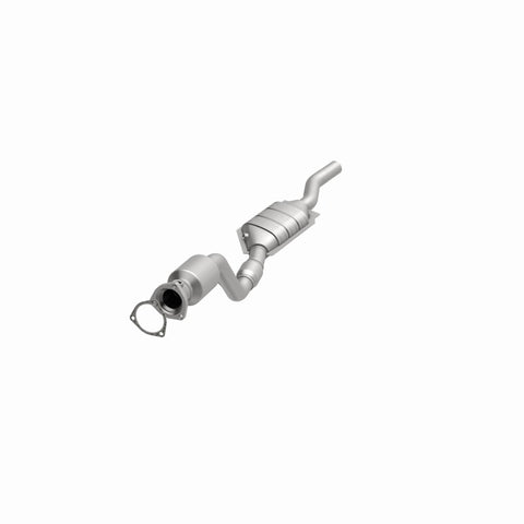MagnaFlow Direct Fit Catalytic Converter 03 Volkswagen Passat 2.8L - 51964