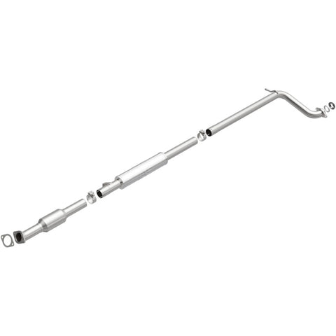 MagnaFlow Direct Fit Catalytic Converter OEM 04-06 Mitsubishi Galant V6 3.8L Underbody - 52466