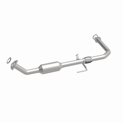 MagnaFlow Conv Direct Fit OEM 2003-2004 Toyota Tundra Underbody - 47.125in Length - 4551404