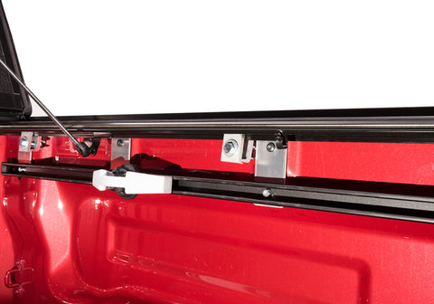 BAK 00-06 Toyota Tundra Access Cab 6ft 4in Bed BAKFlip G2 - 226401