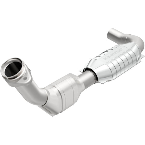 MagnaFlow Direct Fit Catalytic Converter 99-00 Ford F-150 4.6L - 447135