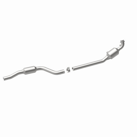 MagnaFlow Conv Direct Fit 10-12 Mercedes-Benz GLK350 V6 3.5 OEM Underbody - 21-440