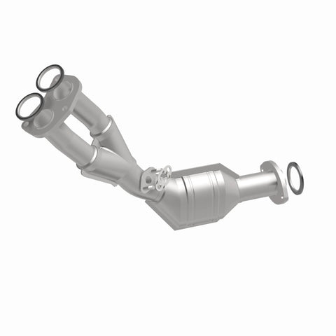 MagnaFlow Direct Fit Catalytic Converter 01-04 Toyota Tacoma 2.7L - 51869