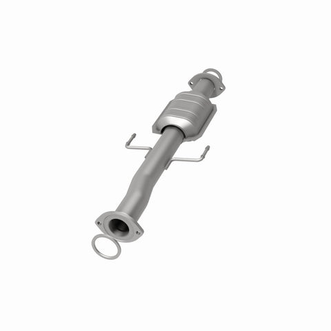 MagnaFlow Direct Fit Catalytic Converter 01-04 Toyota Tacoma 2.4L Rear - 51453