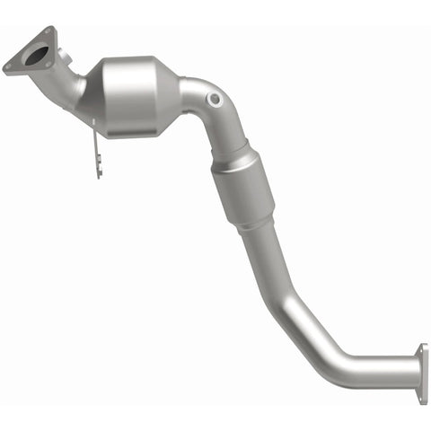 MagnaFlow Direct Fit Catalytic Converter 07 VW Touareg 3.6L Rear close - 51947