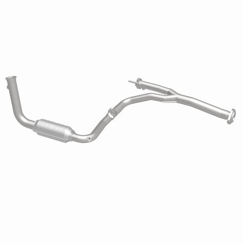 MagnaFlow Direct Fit Catalytic Converter 2004 Liberty D/S frt OEM - 49582