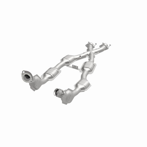 MagnaFlow Direct Fit Catalytic Converter 96-98 Mustang 4.6L 6-Cats - 93348