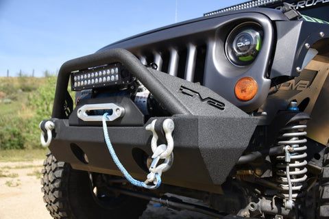 DV8 Offroad 07-18 Jeep Wrangler JK/JL FS-15 Steel Stubby Front Bumper w/ Fog Lights - FBSHTB-15