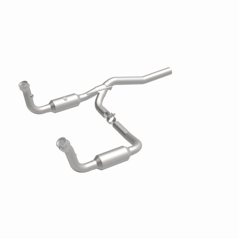 MagnaFlow 2008 Jeep Liberty 3.7L Direct Fit Converter - 5451187