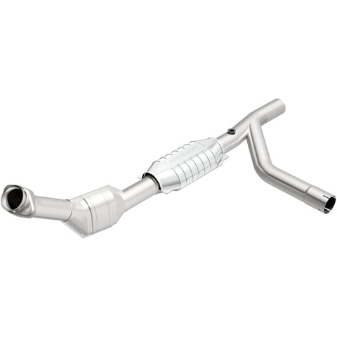MagnaFlow Direct Fit Catalytic Converter 97-99 Ford Vans 4.6L - 447110