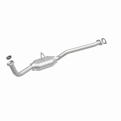 MagnaFlow Direct Fit Catalytic Converter 98-01 Metro/Swift 1.3 rr OE - 49563