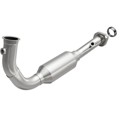 MagnaFlow Direct Fit Catalytic Converter OEM 2004 Jeep Liberty Underbody - 4551583