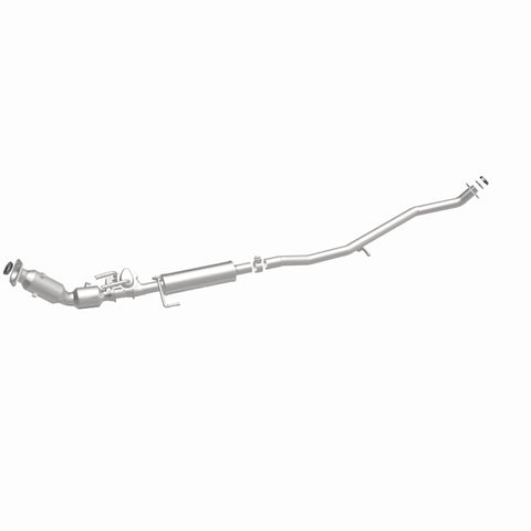 MagnaFlow Direct Fit Catalytic Converter 12-17 Toyota Prius V Base Underbody 1.8L - 280462