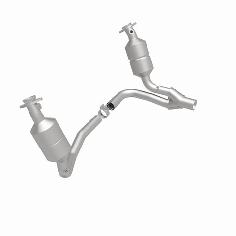 MagnaFlow Conv DF 04 Dakota 3.7/4.7 2WD OEM - 49657