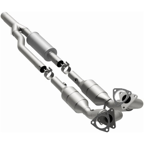 MagnaFlow Direct Fit Catalytic Converter TT QUATTRO-08 3.2L OEM - 49716