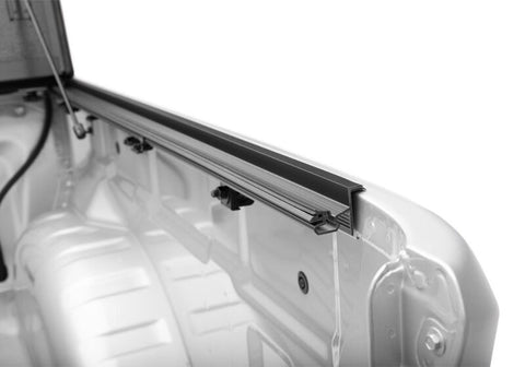 BAK 04-15 Nissan Titan 5ft 6in Bed BAKFlip G2 - 226505