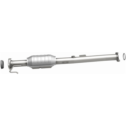 MagnaFlow Direct Fit Catalytic Converter 2000 Chevy Tracker 1.6L - 441020