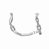 MagnaFlow Direct Fit Catalytic Converter 05-06 Ford E-350 Super Duty 5.4L - 5481439