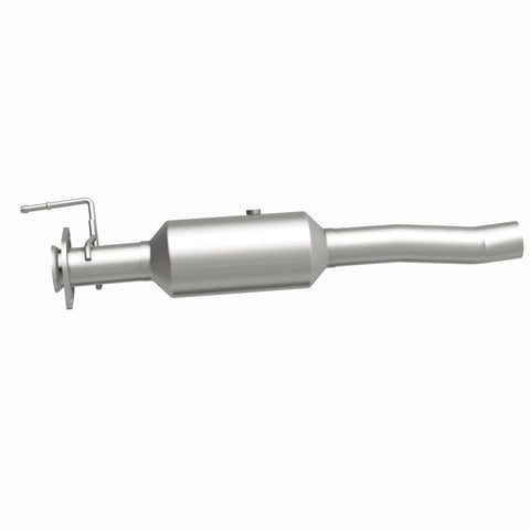 MagnaFlow 18-19 Ford F-450 Super Duty V10 6.8L Underbody Direct Fit Catalytic Converter - 280439