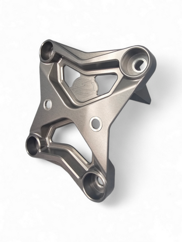 Elektric Offroad 2017+ Can Am X3 Maverick 6 Bolt Eod Xl Radius Rod Plate With Tow Hook Gun Metal - RRP210013XL