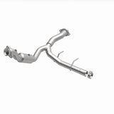 MagnaFlow Direct Fit Catalytic Converter 15-17 Ford Expedition V6 3.5 OEM Underbody - 21-528