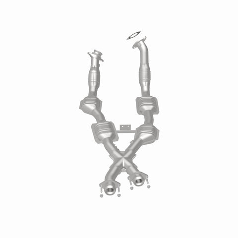 MagnaFlow Direct Fit Catalytic Converter 96-98 Mustang 4.6L 6-Cats - 93348