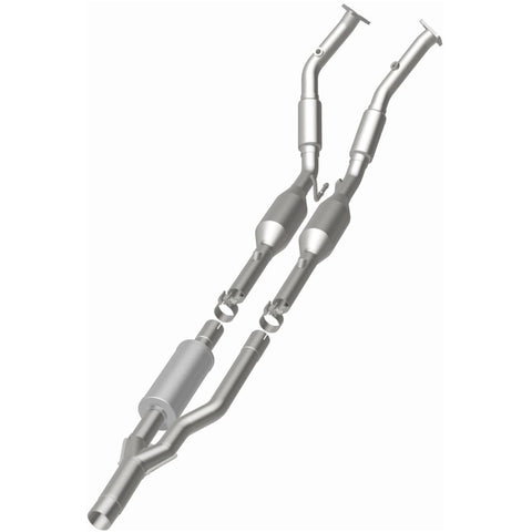 MagnaFlow Direct Fit Catalytic Converter 06- Audi A3 Quattro 3.2L - 49873