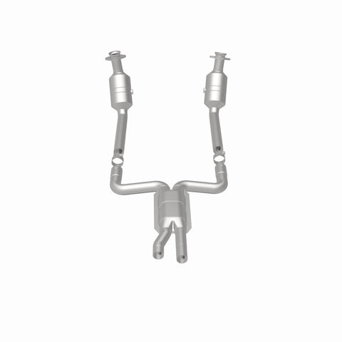 MagnaFlow Direct Fit Catalytic Converter 2003 THUNDERBIRD 3.9L Underbody - 52099