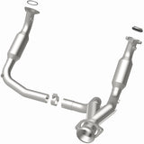MagnaFlow Direct Fit Catalytic Converter 2007-2008 Cadillac Escalade 6.2L - 5451631