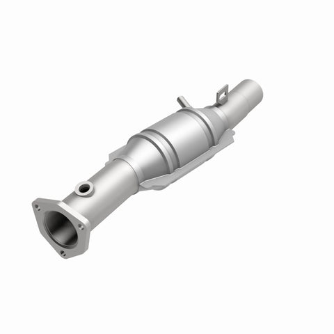 MagnaFlow Direct Fit Catalytic Converter 95 Volkswagen Golf 2.8L - 23713