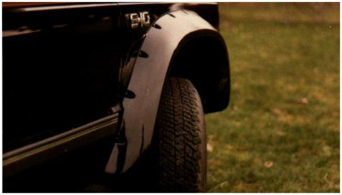 Bushwacker 92-93 Chevy S10 Cutout Style Flares 2pc - Black - 41009-11