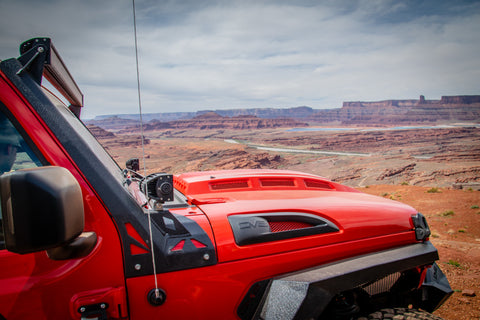 DV8 Offroad 18+ Jeep JL Heat Dispersion Hood - Primer Black - HDMBJL-01