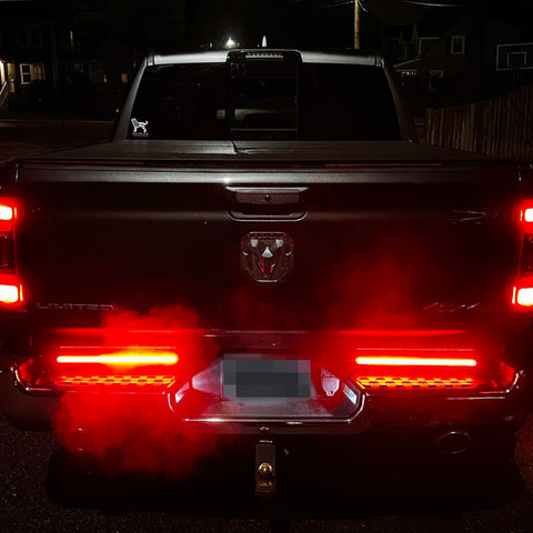 Putco 2019+ RAM 1500/Jeep Wrangler JK/JL 18in Split Blade LED Tailgate Light Bar (Pair) - 92009-18