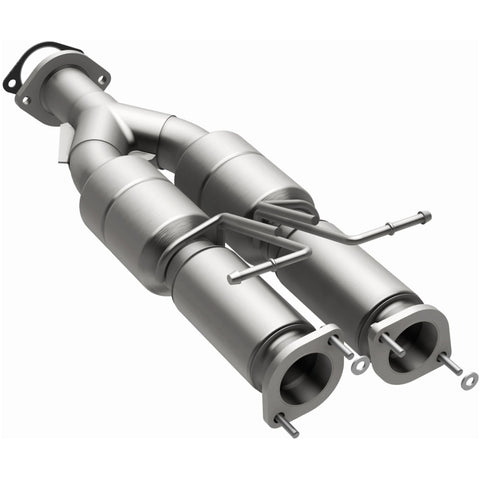 MagnaFlow Direct Fit Catalytic Converter 05-11 Volvo XC90 4.4L - 51850
