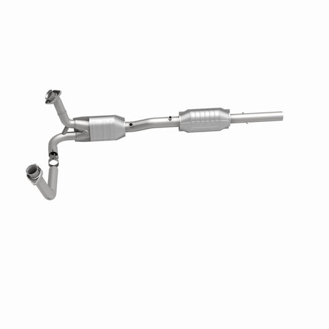 MagnaFlow Direct Fit Catalytic Converter 96 Bronco F150/F250 2 Conv - 93324