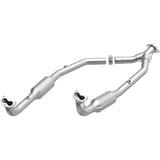 MagnaFlow Direct Fit Catalytic Converter OEM 2003 Land Rover Discovery Underbody - 4551028