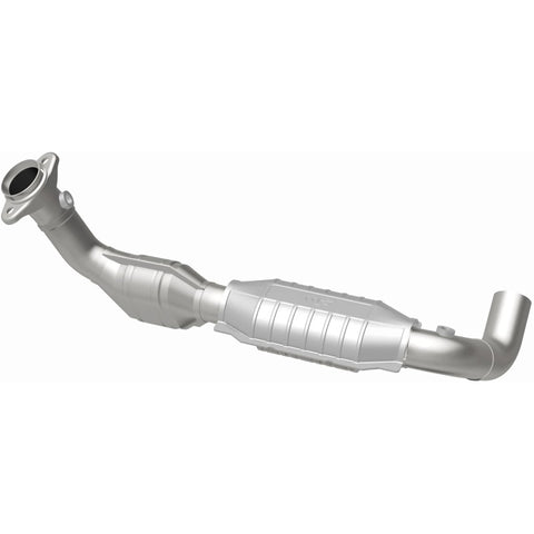 MagnaFlow Direct Fit Catalytic Converter 01-02 Ford F-150 5.4L - 51324