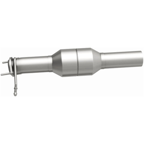 MagnaFlow Direct Fit Catalytic Converter 03-05 Ford F250/350 SD 6.0 - 60511