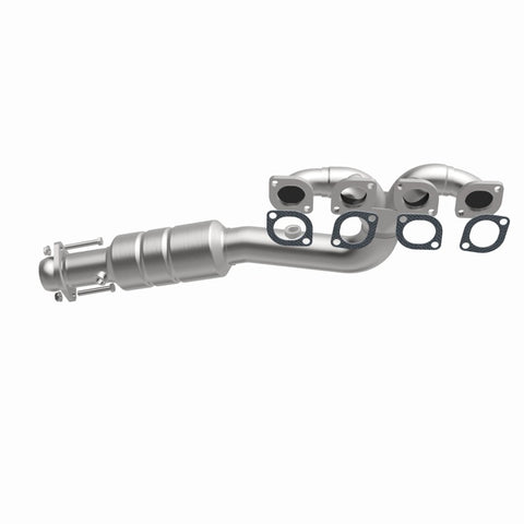 MagnaFlow Direct Fit Catalytic Converter 02-03 BMW 745i 4.4L D/S - 24192