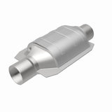 MagnaFlow Universal Catalytic Converter 2.5 W/Single O2 Boss - 94136
