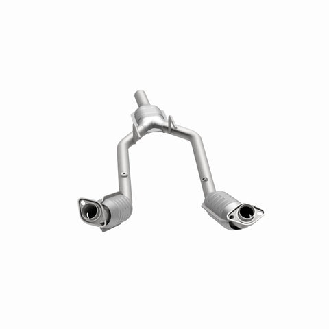 MagnaFlow Direct Fit Catalytic Converter 96-97 Mercury Cougar 3.8L - 444080