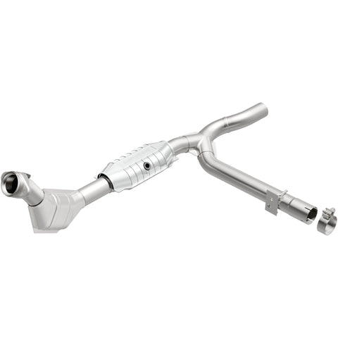 MagnaFlow Conv DF 99-00 Ford F-150 4.6L - 447138