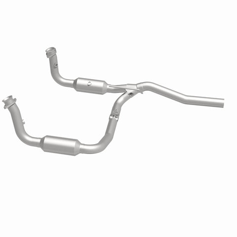 MagnaFlow Direct Fit Catalytic Converter 2009-2012 Dodge Nitro 3.7L Underbody - 52148