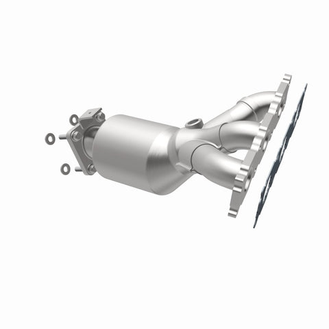 MagnaFlow 11-14 Volvo XC90 3.2L EPA Compliant Manifold w/ Catalytic Converter - 22-174