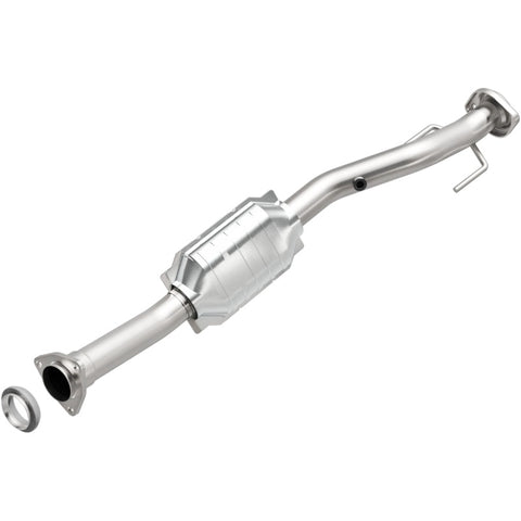 MagnaFlow Direct Fit Catalytic Converter 02-05 Trailblazer 4.2L OEM - 49191