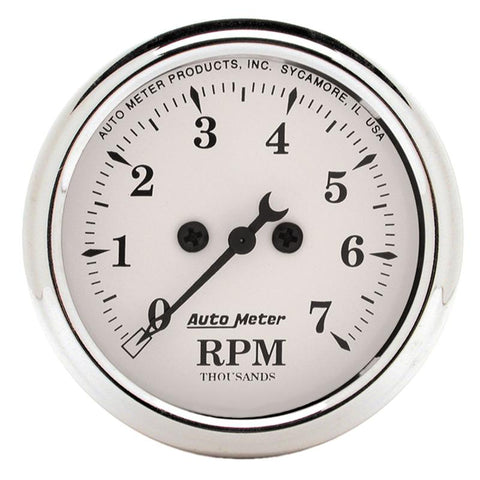 AutoMeter Gauge Kit 5 Pc. 3-3/8in. & 2-1/16in. Elec. Speedometer Old Tyme White - 1640