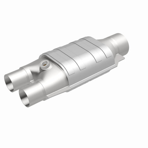 MagnaFlow Conv Univ 3inch/2inch Single/dual w/ O2 - 99047HM