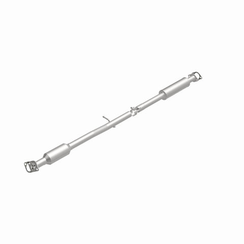 MagnaFlow Direct Fit Catalytic Converter OEM 14-15 Hyundai Tucson 2.0L Underbody - 52815