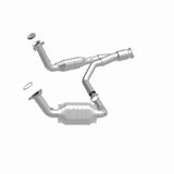 MagnaFlow Direct Fit Catalytic Converter 06-09 TB/Envoy 5.3/6.0 OEM - 49650