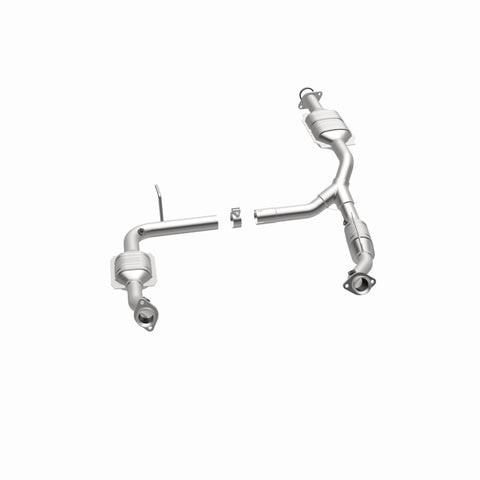 Magnaflow Conv DF 02-03 Ford Explorer 4.0L / 02-03 Mercury Mountaineer 4.0L (California) - 447253
